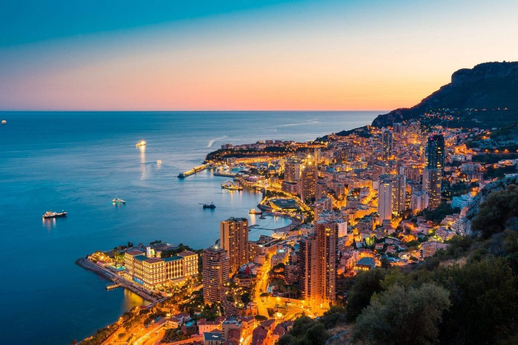 نمایی بسیار زیبا از ساحل موناکو