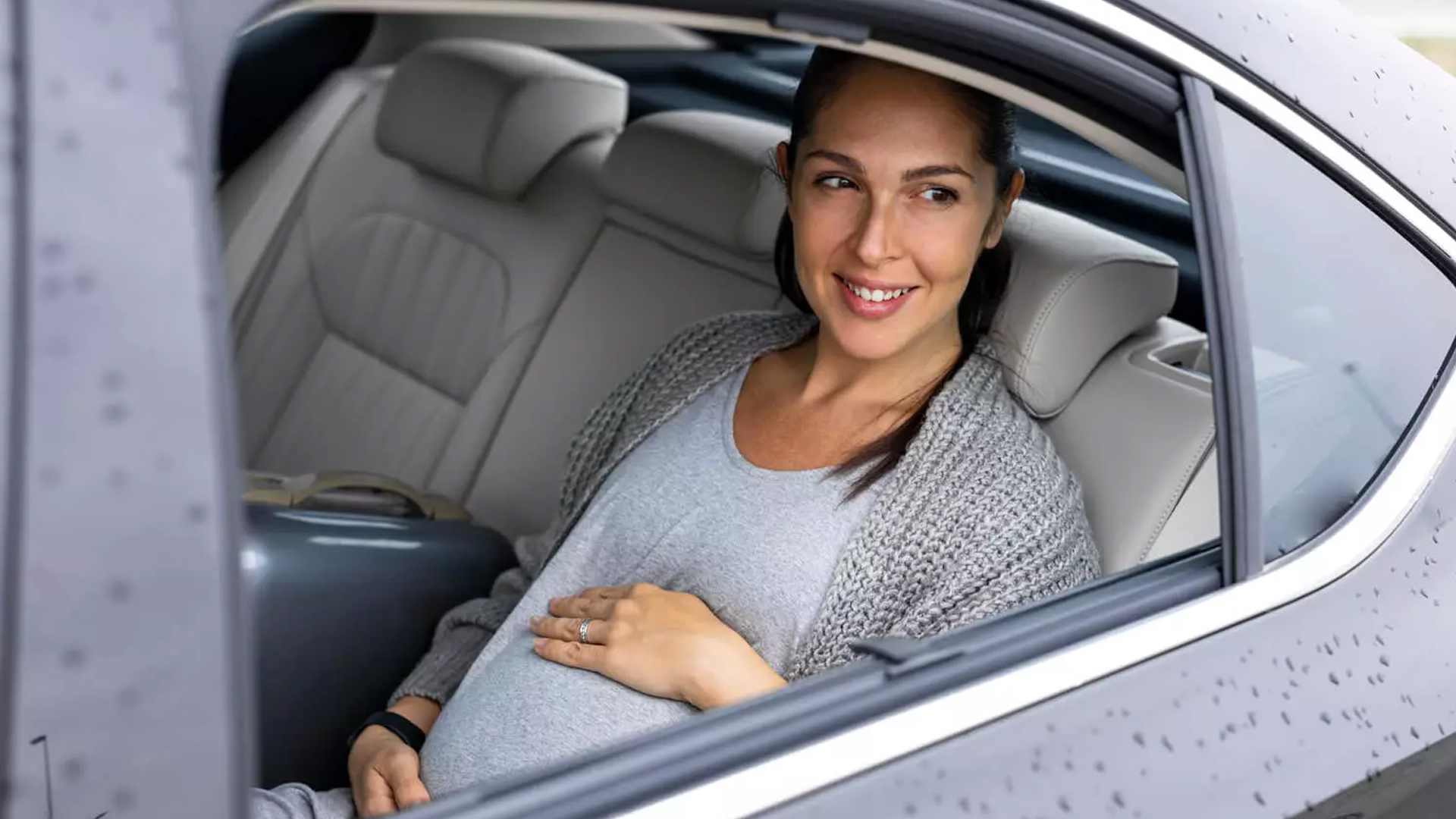 سفر با خودرو در بارداری