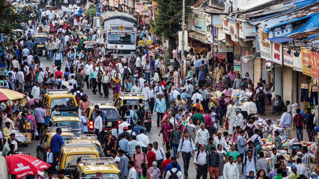 کشور هندوستان یکی از پر جمعیت ترین کشورهای جهان